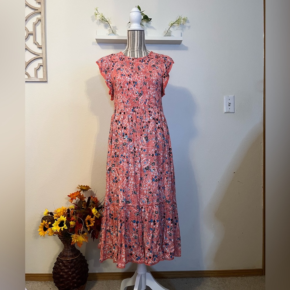 Multi colored floral dress. Size M. ❤️